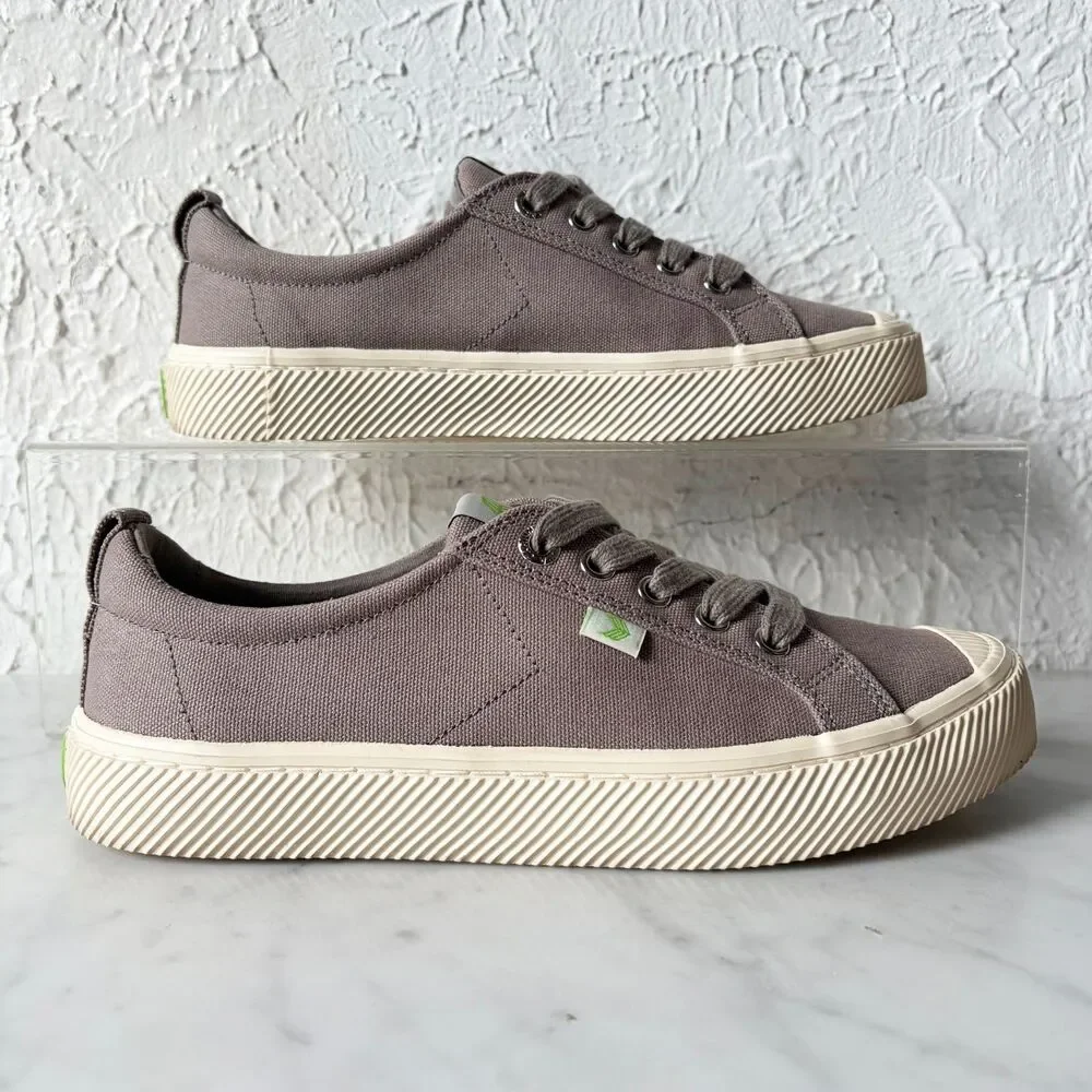 Cariuma OCA Low Mystic Gray Canvas Sneakers Women's Size 8 Lace Up